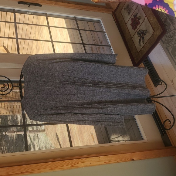 Pursuits, Ltd. Open Front Long Decorative Seamed‎ Accents Sz. M Cardigan - Picture 7 of 12